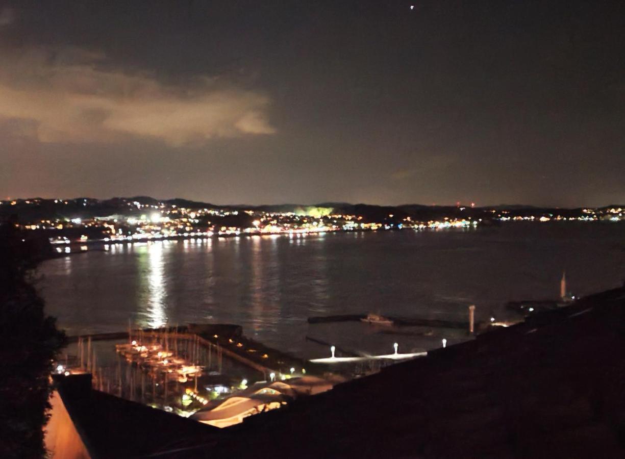 江の島の頂上から海を眺める一棟ヴィラ 一組限定貸切 The Enoshima Villa Ao Фудзисава Экстерьер фото