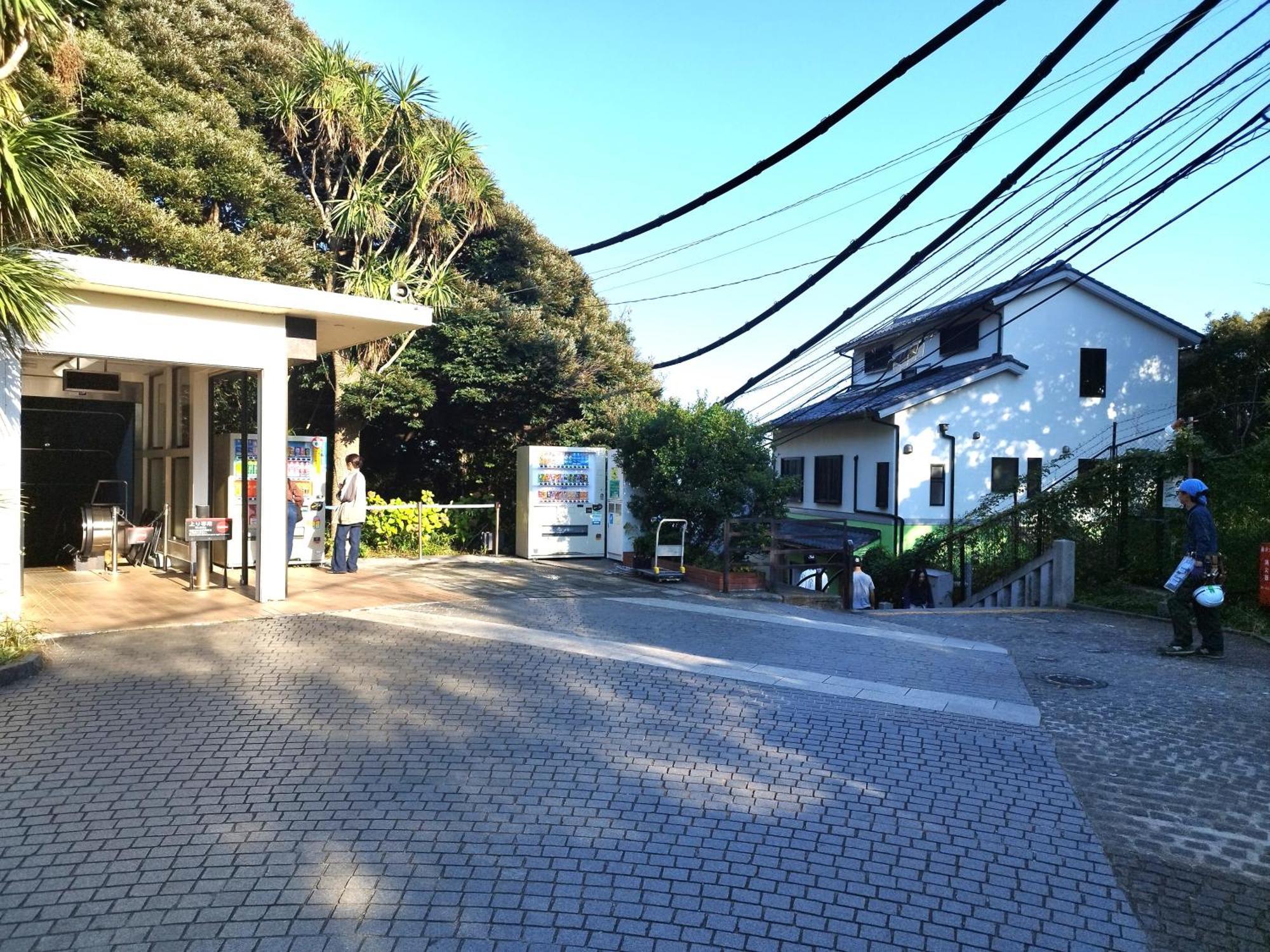 江の島の頂上から海を眺める一棟ヴィラ 一組限定貸切 The Enoshima Villa Ao Фудзисава Экстерьер фото